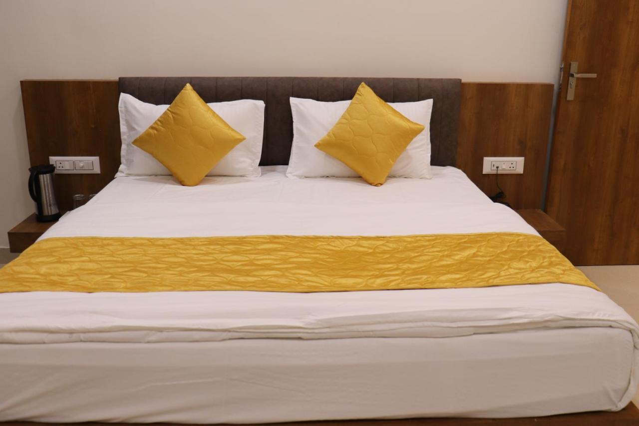 Hotel Jmb 焦特布尔 外观 照片